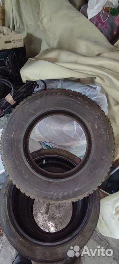 Yokohama Ice Guard IG35 215/65 R16 102