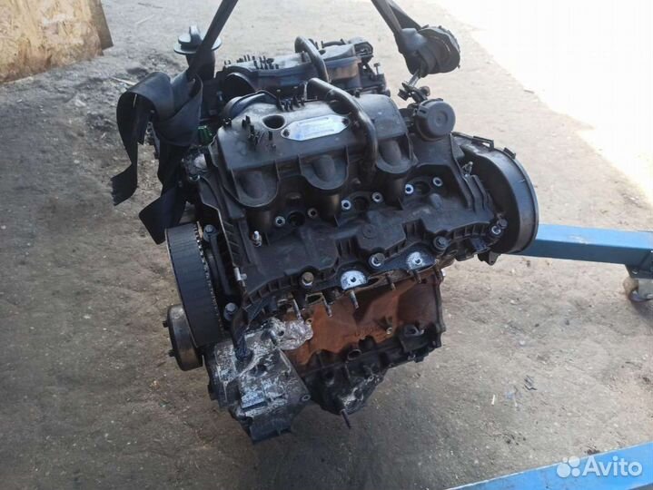 Двигатель для Peugeot 607