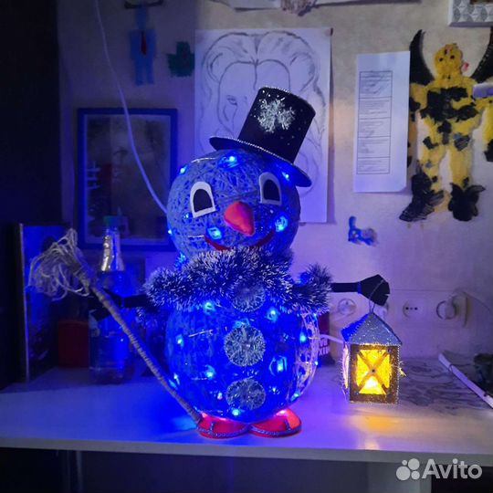 Снеговик из ниток