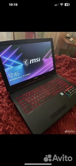 Ноутбук msi