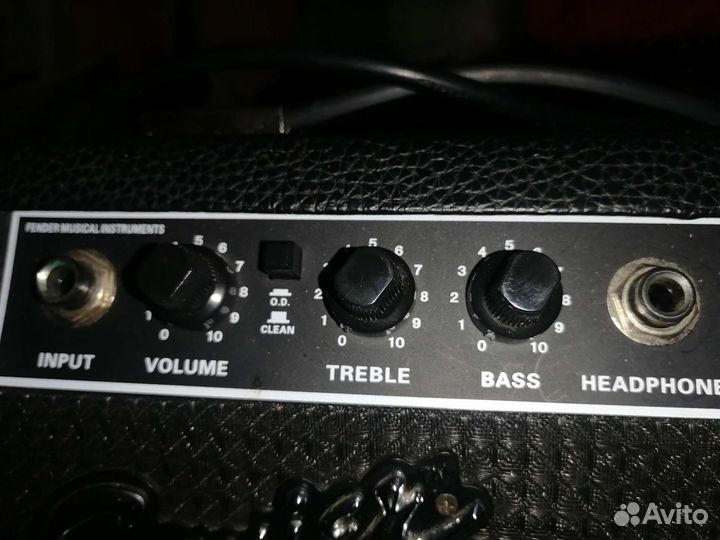 Гитарный комбоусилитель fender sp10