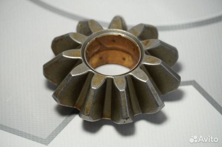 Сателлит крестовины