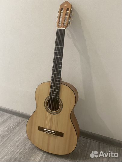 Акустическая гитара
