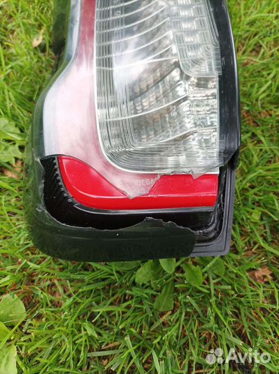 Задний левый фонарь niva travel
