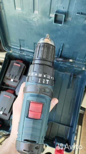 Шуруповерт Bosch 18v