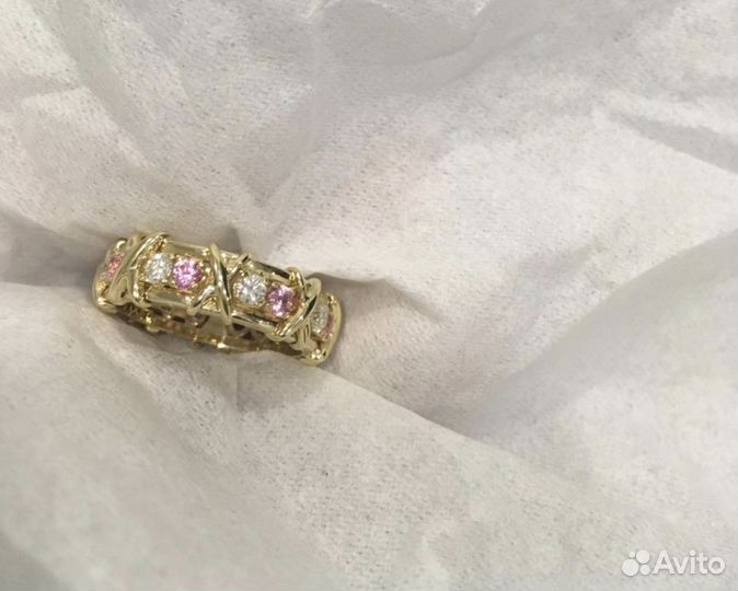 Золотое кольцо Tiffany 750 пр. с брил. и сапфирами