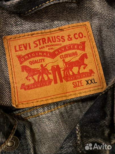 Джинсовая куртка levis