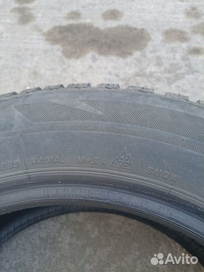 Bridgestone Blizzak LM-001 205/60 R16 96H