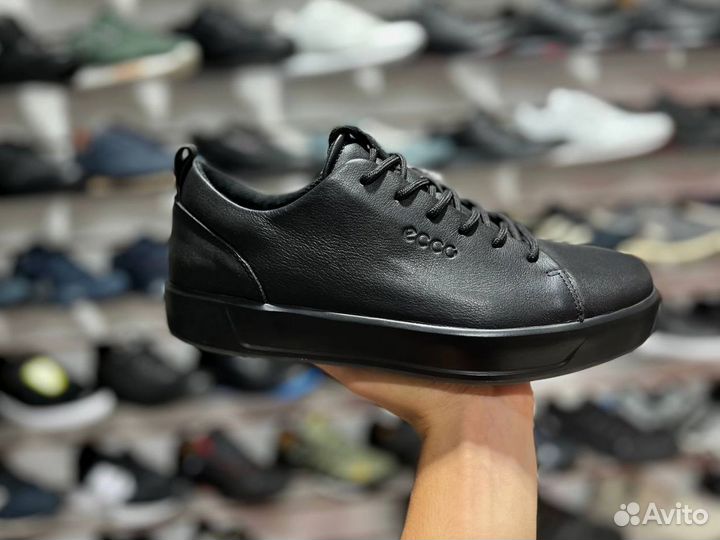 Кроссовки Ecco удобные