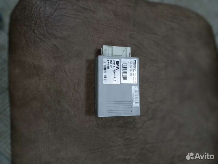 Блок управления пневмоподвеской BMW x5 e70