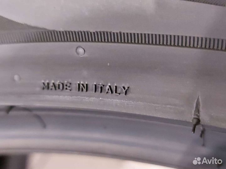 Pirelli Scorpion Winter 325/35 R22 114V