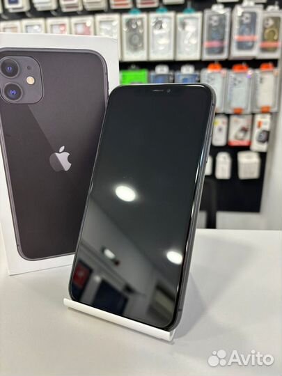 iPhone 11, 64 ГБ