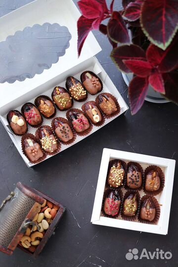 Финики в шоколаде