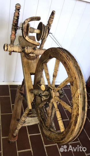 Прялка деревянная старинная