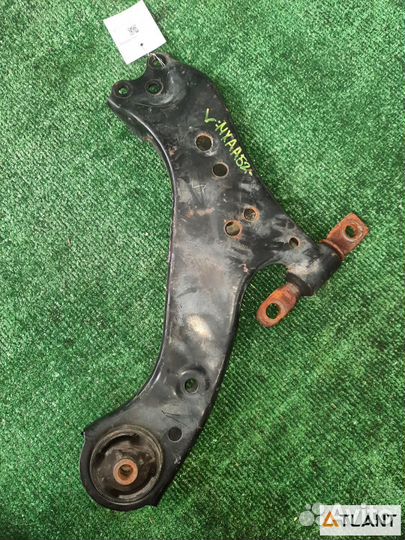 Рычаг передний левый toyota RAV4