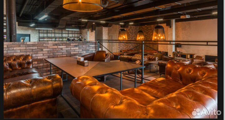 Кожаный диван