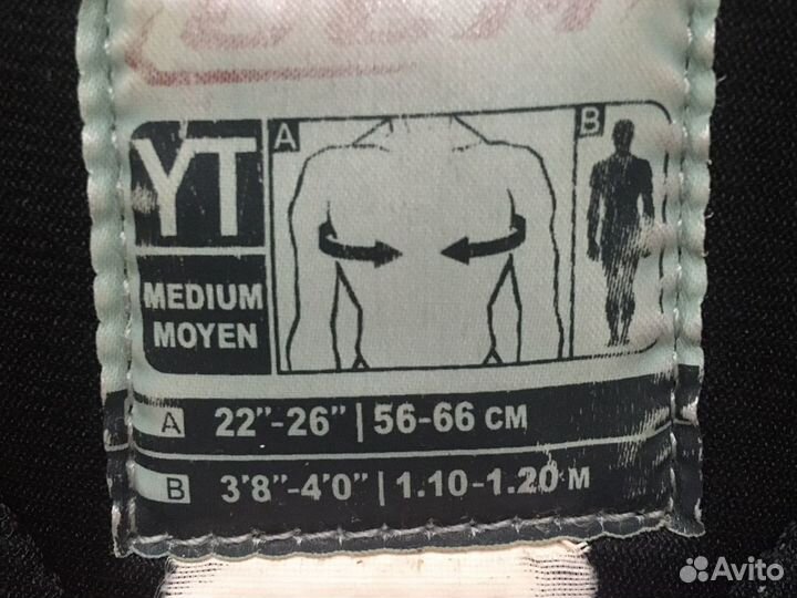 Нагрудник хоккейный ccm