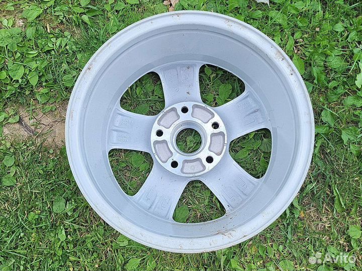 Диск новый оригинал R16