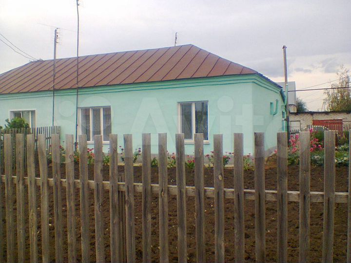 Коттедж 56 м² на участке 5 сот.