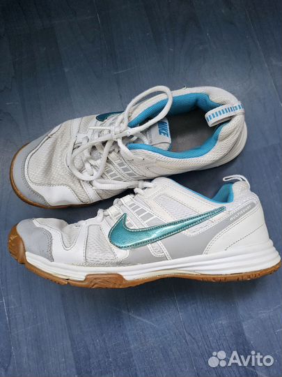 Кроссовки Nike