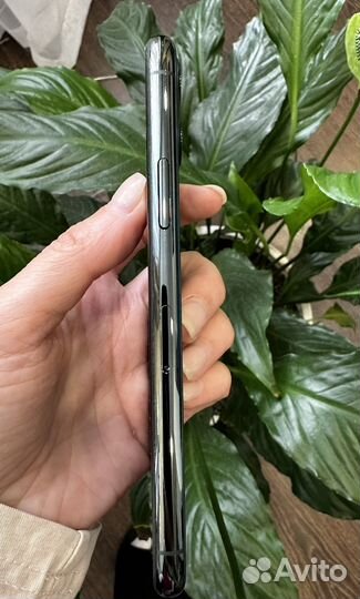 iPhone 11 Pro, 64 ГБ