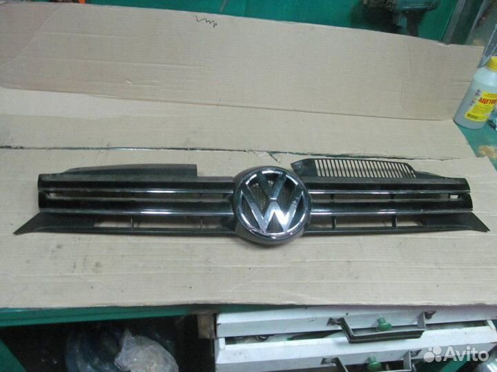 Решетка радиатора Volkswagen Golf 6 2009-2013