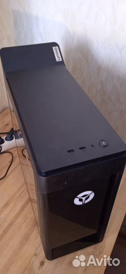 Игровой компьютер Lenovo Legion T5 28IMB05