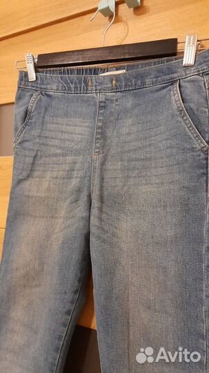 Джинсы на 152