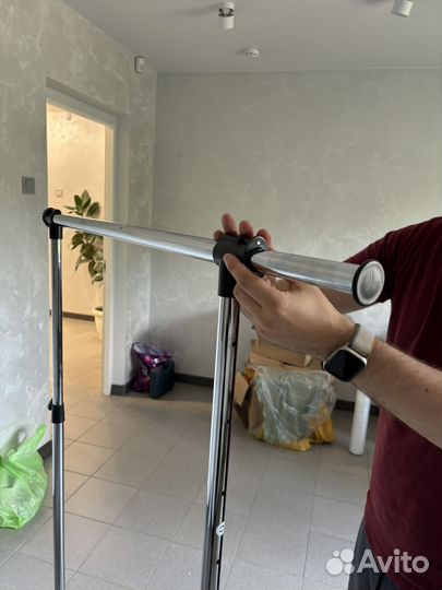 Вешалка напольная (рейл для одежды)