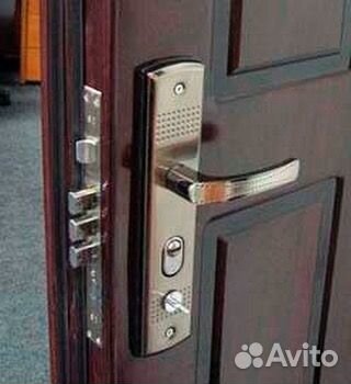 Вскрытие замков межкомнатных дверей