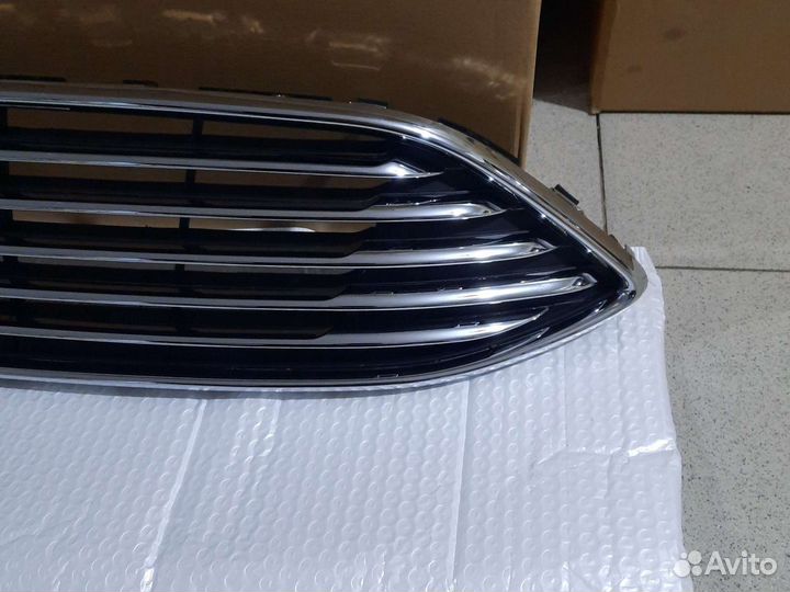 Решетка радиатора Форд Фокус/3. 2015г/хром