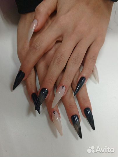 Мастер маникюра