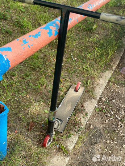 Трюковой самокат стрит