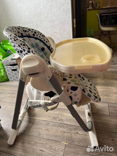 Стульчик для кормления chicco