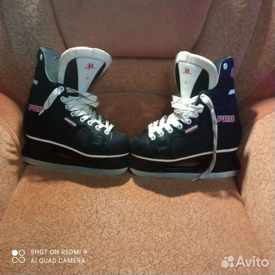 Коньки хоккейные 36 размер