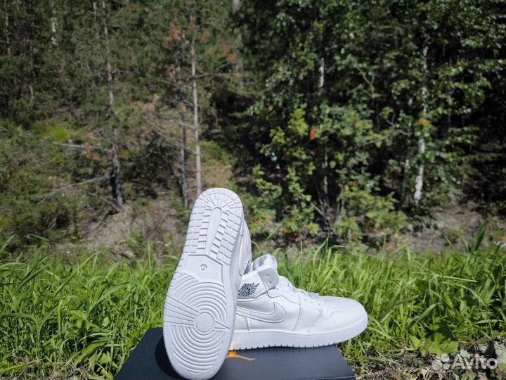 Кроссовки nike air jordan 1