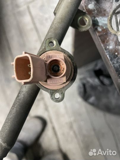 Топливная рампа ниссан максима