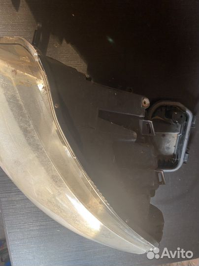 Передняя левая фара ауди а6
