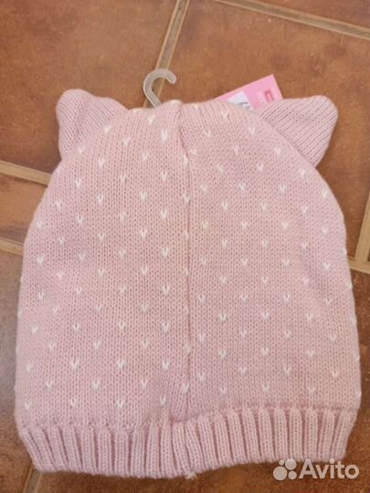Шапка для девочки новая