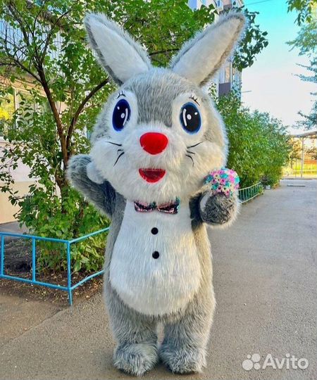 Продам ростовой аэрокостюм зайчик Крош