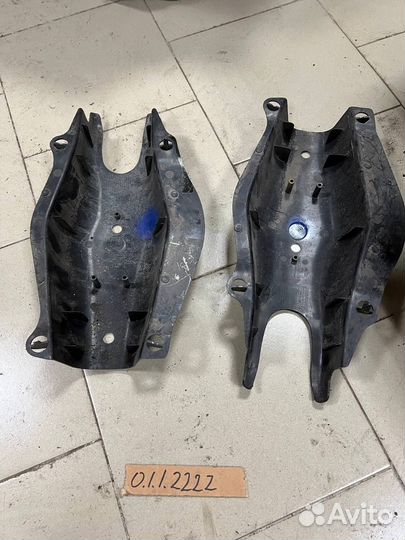 Защитный кожух рычага mercedes c w205 2020