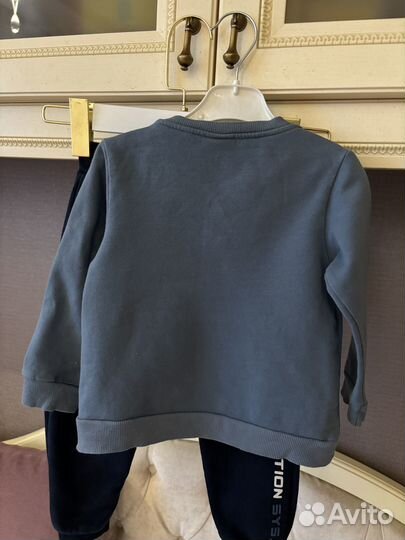 Спортиный костюм на мальчика 92-98