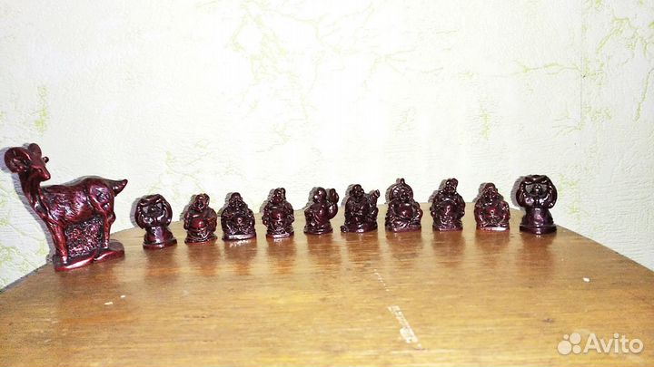 Статуэтка хотей