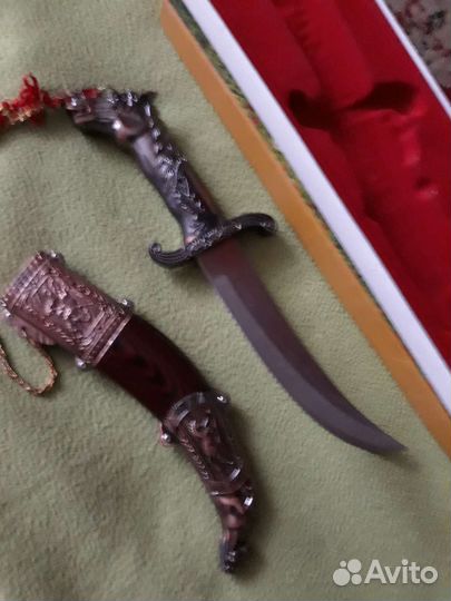 Подарочный нож сувенир
