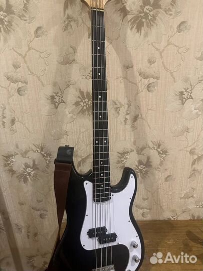 Бас гитара rockdale Stars PB Bass Black