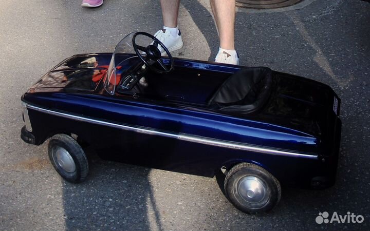 Педальный Москвич СССР аренда