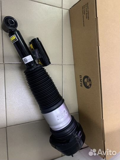 Пневмостойка задняя левая BMW 7 G12 37106874593