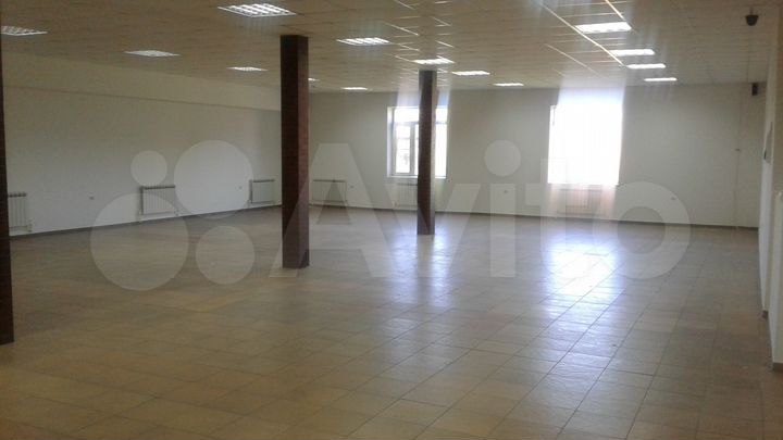 Торговая площадь, 680 м²