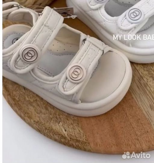 Босоножки для девочки