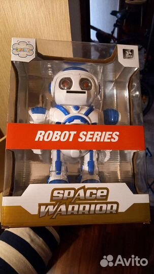 Игрушка робот, новый